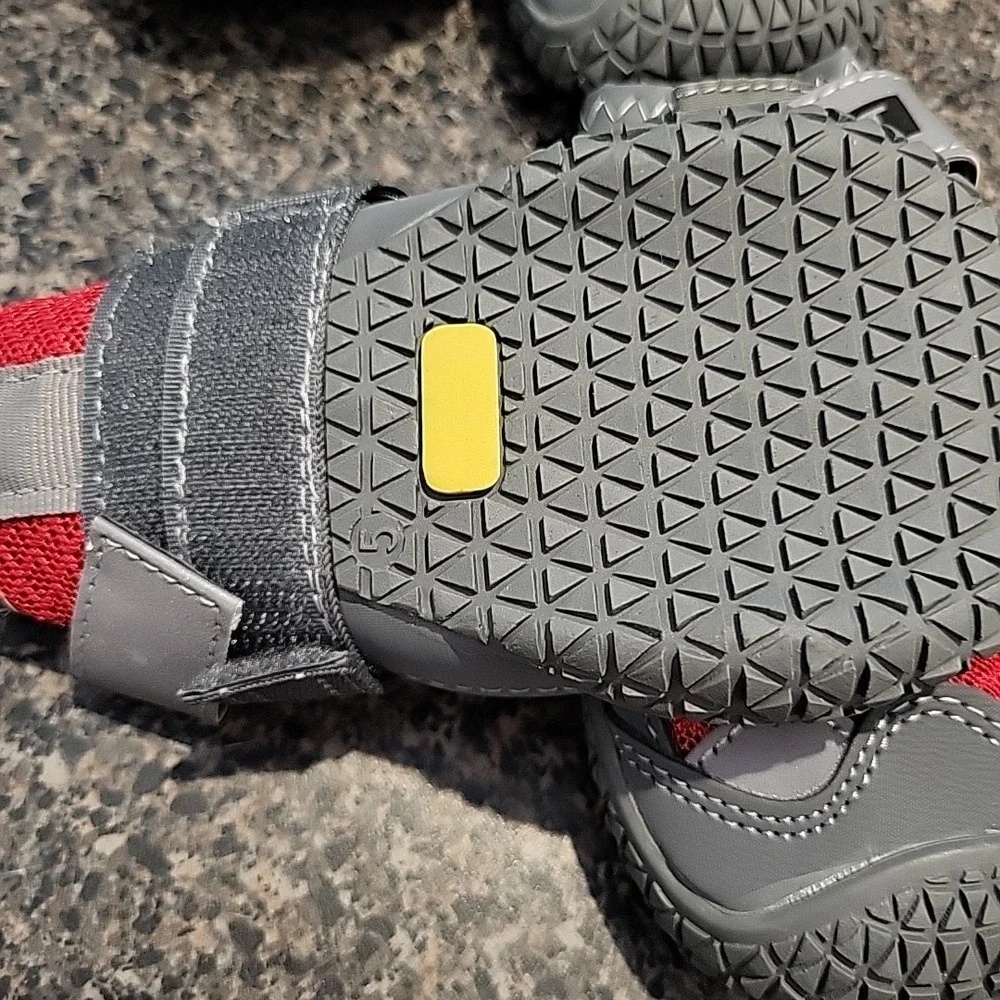 HC Pet Dog Shoes Size 5 Gray Red Hook & Loop Strap Synthetic Mesh Contrast‎